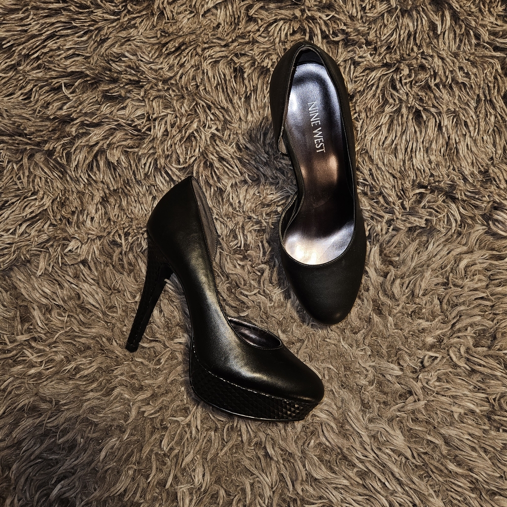 NWT | Nine West Black High Heels | Size 7